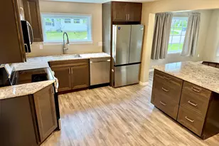404 W St Joseph St, Watervliet, MI 49098 - Photo 3