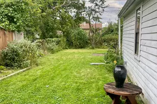 21850 Cunningham Ave, Warren, MI 48091 - Photo 3