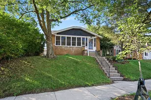 1036 Dickinson St SE, Grand Rapids, MI 49507 - Photo 1