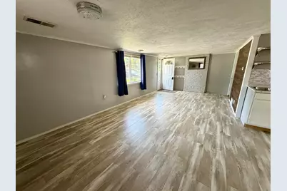 819 S Prospect Court, Watervliet, MI 49098 - Photo 7