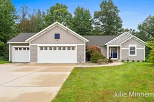 13445 Hidden Creek Ct, Grand Haven, MI 49417 - Photo 1