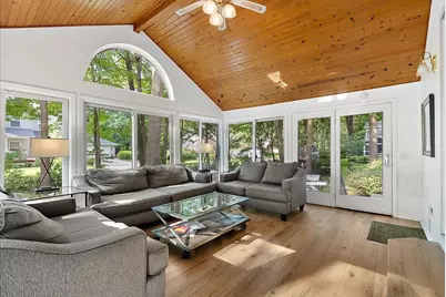 997 Singapore Drive, Saugatuck, MI 49453 - Photo 9