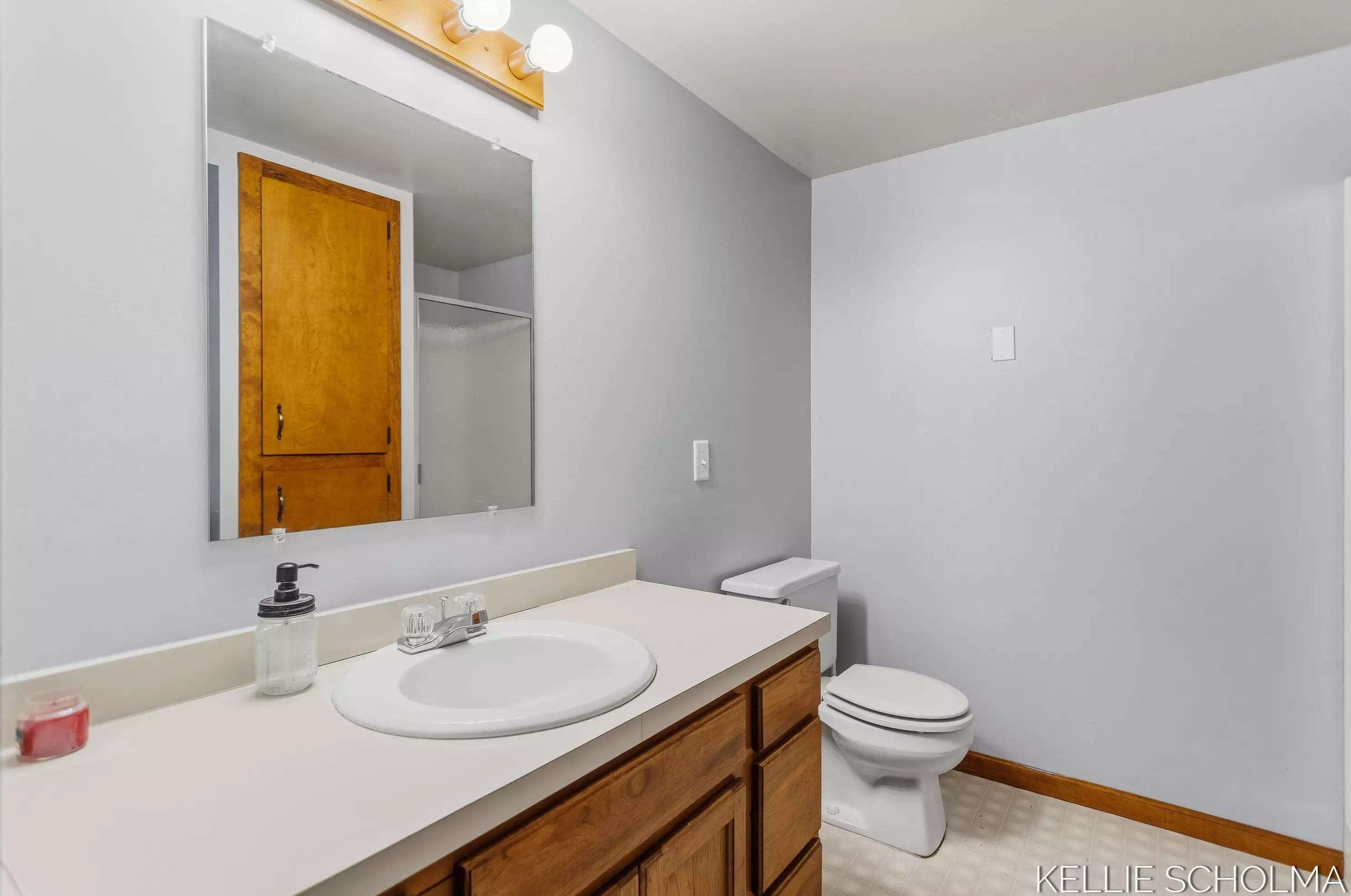 2927 Porter Ct SW, Grandville, MI 49418 - MLS 26050051 - Coldwell