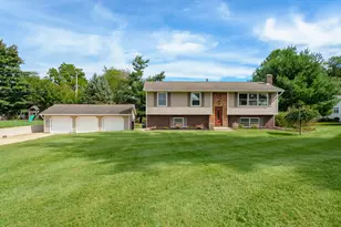 2084 N 26th St, Kalamazoo, MI 49048 - Photo 1