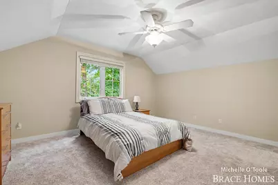 4260 S Oak Pointe Court NE, Grand Rapids, MI 49525 - Photo 29