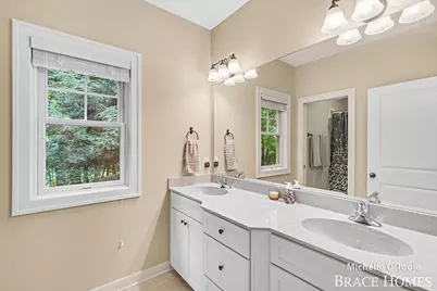 4260 S Oak Pointe Court NE, Grand Rapids, MI 49525 - Photo 43
