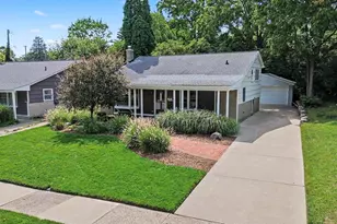 815 Sunrise Ct, Ann Arbor, MI 48103 - Photo 3