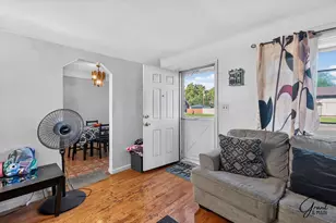 8304 Wyoming Ave, Detroit, MI 48204 - Photo 3