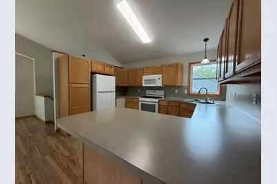 122 Summit Drive, Allegan, MI 49010 - Photo 5
