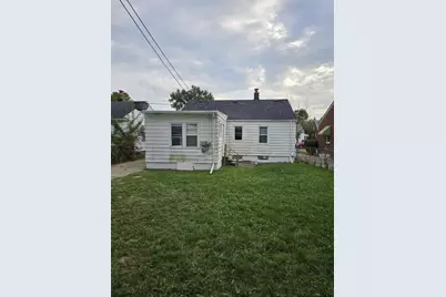 18573 McCormick Street, Detroit, MI 48224 - Photo 9