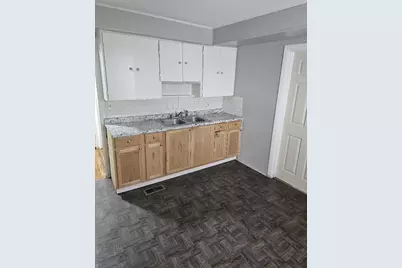 18573 McCormick Street, Detroit, MI 48224 - Photo 5