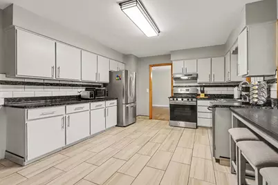 128 Chapel Hill Drive, Battle Creek, MI 49015 - Photo 9