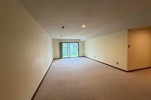 161 Laurelwood Ct SW, Grand Rapids, MI 49548 - Photo 9