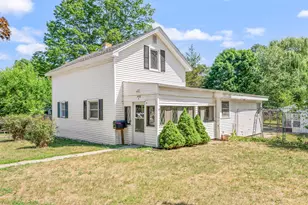 406 Marion Ave, Big Rapids, MI 49307 - Photo 1