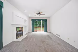 846 E Barrington Cir, Jackson, MI 49203 - Photo 11