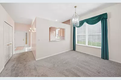 846 E Barrington Circle, Jackson, MI 49203 - Photo 9