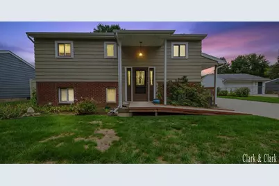 324 Elizabeth Dean Drive SE, Lowell, MI 49331 - Photo 1