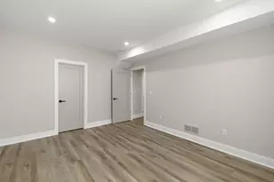4240 Mandalay Ave, Royal Oak, MI 48073 - Photo 51