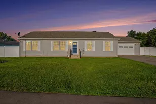 58062 Park Pl, Dowagiac, MI 49047 - Photo 1