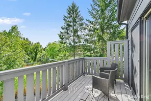 2114 New Town Dr NE, Grand Rapids, MI 49525 - Photo 13