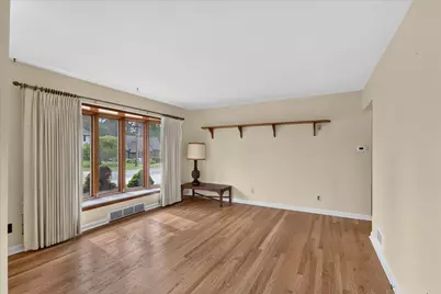 1920 Langley Avenue, Saint Joseph, MI 49085 - Photo 9