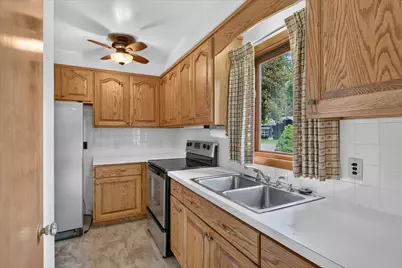 1920 Langley Avenue, Saint Joseph, MI 49085 - Photo 11