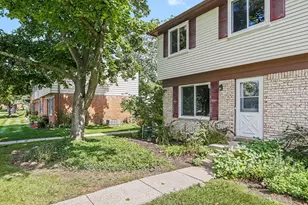 197 Sheffield Dr, Saline, MI 48176 - Photo 1