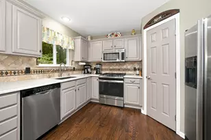 6490 Stillwater Dr, Chelsea, MI 48118 - Photo 25