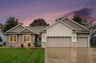 2674 Avalon Woods Dr, Portage, MI 49024 - Photo 1