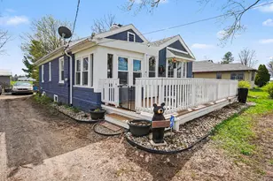 2961 W Dickman Rd, Springfield, MI 49037 - Photo 1