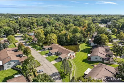 2142 Remington Way NE, Grand Rapids, MI 49505 - Photo 53