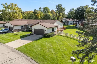 2142 Remington Way NE, Grand Rapids, MI 49505 - Photo 45