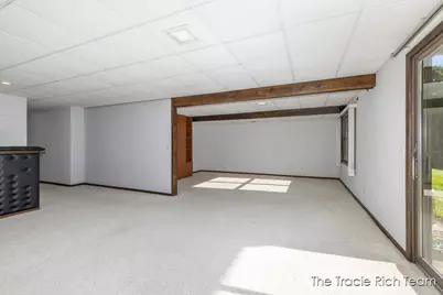 2142 Remington Way NE, Grand Rapids, MI 49505 - Photo 25