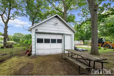 2044 Wood Street, Muskegon Heights, MI 49444 - Photo 11