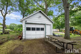 2044 Wood St, Muskegon Heights, MI 49444 - Photo 11