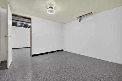1652 Charleston Avenue, Pontiac, MI 48340 - Photo 39
