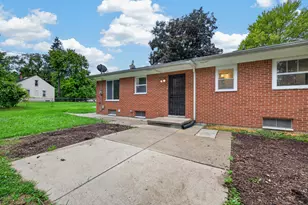 1652 Charleston Ave, Pontiac, MI 48340 - Photo 41