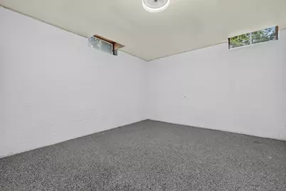 1652 Charleston Avenue, Pontiac, MI 48340 - Photo 37
