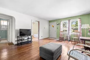 314 Wallace Ave, Saint Joseph, MI 49085 - Photo 3