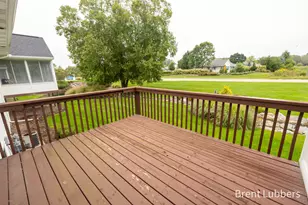 10283 Castlecourt, Zeeland, MI 49464 - Photo 15