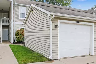 8181 Autumn Woods Tr, Ypsilanti, MI 48198 - Photo 11