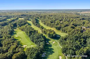 4350 S Oak Pointe Ct NE, Grand Rapids, MI 49525 - Photo 9