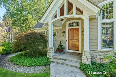 4350 S Oak Pointe Court NE, Grand Rapids, MI 49525 - Photo 3