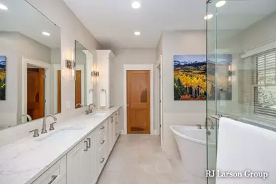 4350 S Oak Pointe Court NE, Grand Rapids, MI 49525 - Photo 33