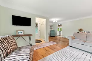 2730 Robinson Rd SE, Grand Rapids, MI 49506 - Photo 5