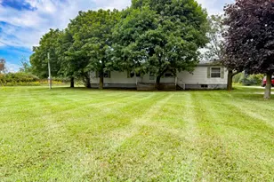 8738 Edgar Rd, Lakeview, MI 48850 - Photo 3
