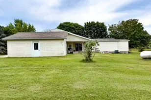 8738 Edgar Rd, Lakeview, MI 48850 - Photo 15