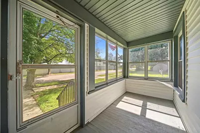 718 N Blackstone Street, Jackson, MI 49202 - Photo 3