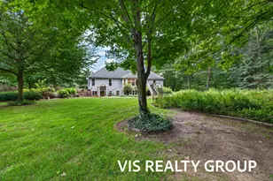 11625 Hidden Hollow Dr, Grand Haven, MI 49417 - Photo 9