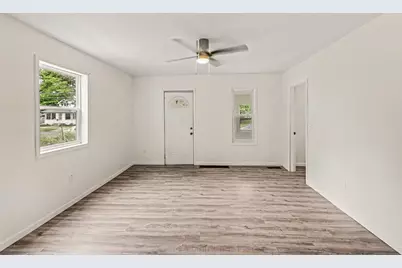 200 E Porter Street, Jackson, MI 49202 - Photo 7